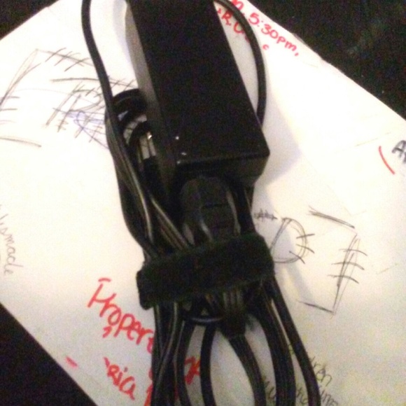 Laptop - Picture 4 of 5